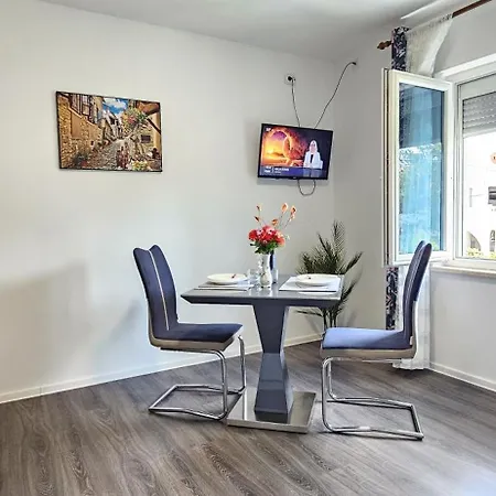Bella Nina Apartment