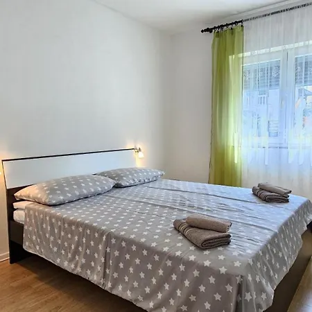 Bella Nina * Šilo