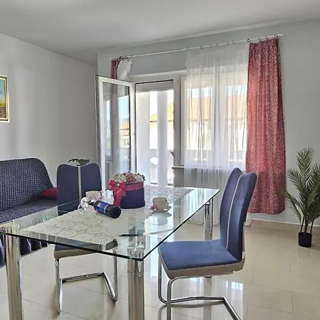 Bella Nina Apartament *